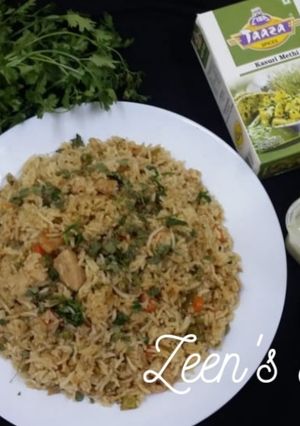 A picture of Chicken and Kasuri Methi Fried Rice.