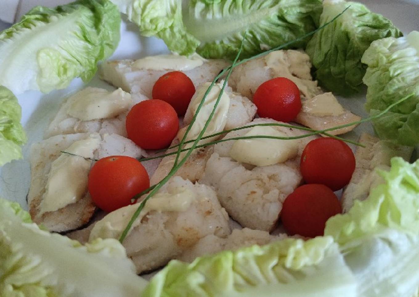 Lomos de bacalao en salsa de aguacates