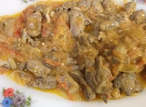 Foto principal de Mollejas e higadillos con salsa