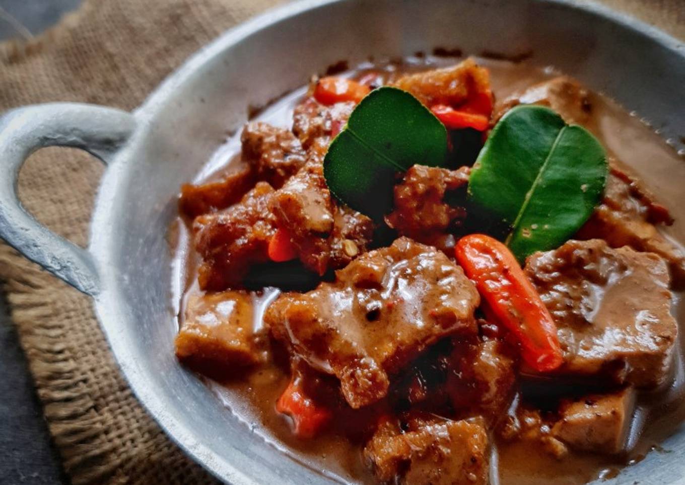 Brongkos Tahu Krecek