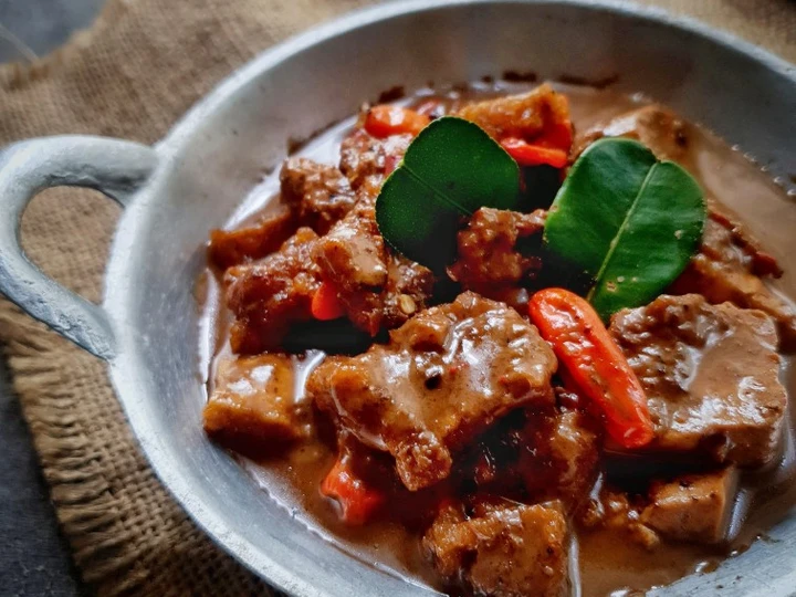 Cara Gampang Menyiapkan Resep Brongkos Tahu Krecek yang Lezat Anti Ribet, Bikin Ngiler