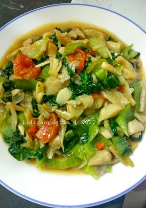 Foto resep Cah Pokcoy Jamur