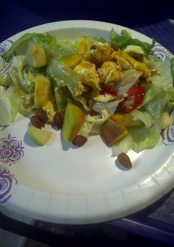A picture of Guava pineapple vinaigrette and salad.