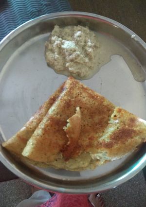 A picture of Adai Dosa.