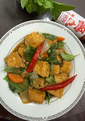 香氣爆棚的塔香辣炒臭豆腐 的食譜成品照片
