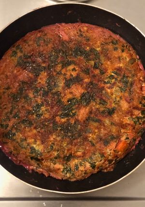 Una foto de Tortilla de verduras 🥬🥕🧅🥚