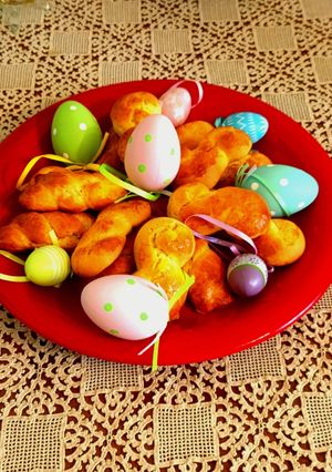 A picture of Easter Cookies (Vanilla-Orange).