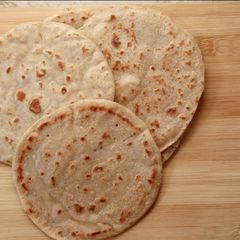 A picture of Roti\Chapati \Phulka with liquid dough.