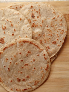 A picture of Roti\Chapati \Phulka with liquid dough.
