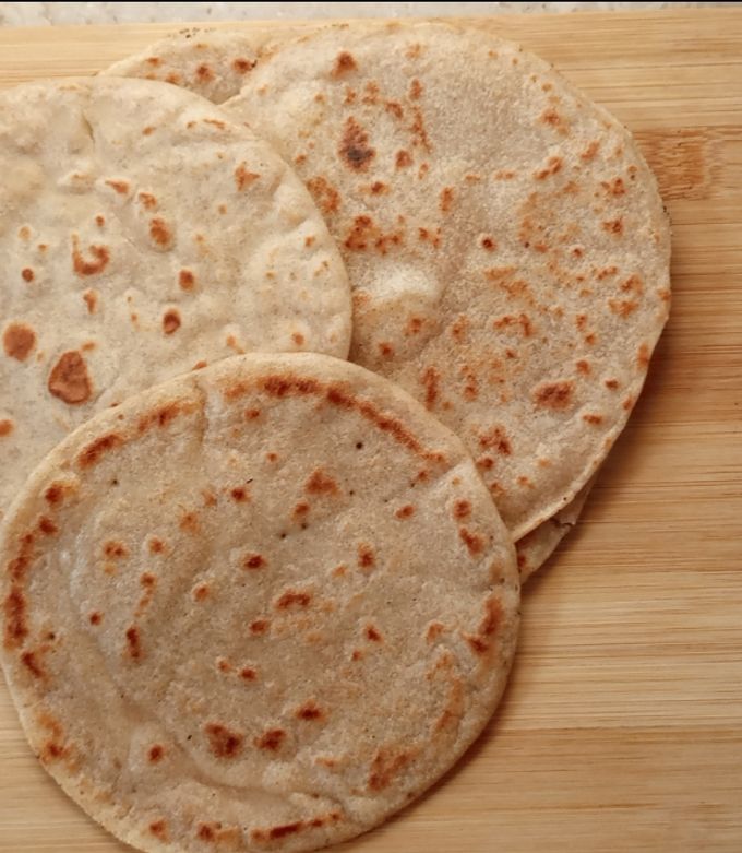 A picture of Roti\Chapati \Phulka with liquid dough.