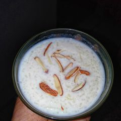 A picture of Rice kheer.
