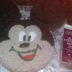 A picture of Micky mouse chocoate cake.