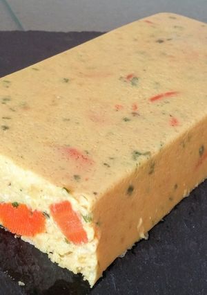 Une photo de Terrine aux lentilles corail et carottes (vegan)