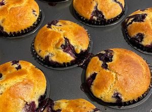 Una foto de Muffins de arándanos 💜✨