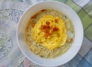 Foto resep Mie Kuah Keju Ala Warunk Upnormal (Tanpa Susu)-Kreasi Mie Instan