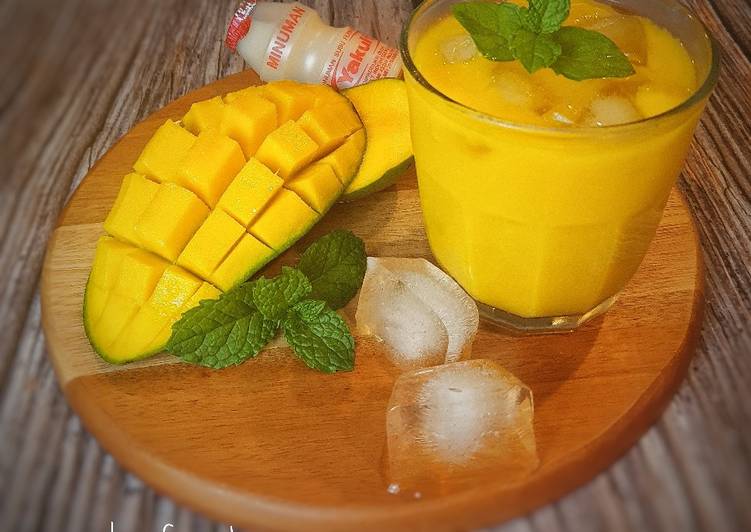 Cara membuat 295. Smoothie Mangga Yakult  yang Enak