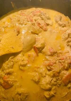 A picture of Chicken handi.