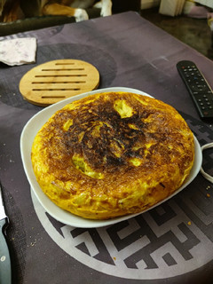 Una foto de Tortilla de patatas con sorpresa