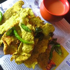 A picture of Green fafda.