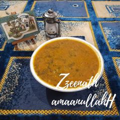 A picture of Tuvar Daal Paalak.