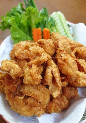รูปของ หนังไก่กรอบ