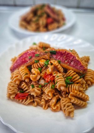 Foto di Pasta integrale con filetti di triglia e pomodorini