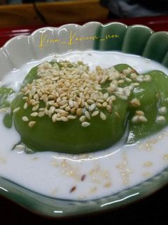 รูปของ เปียกปูนใบเตยกะทิสด