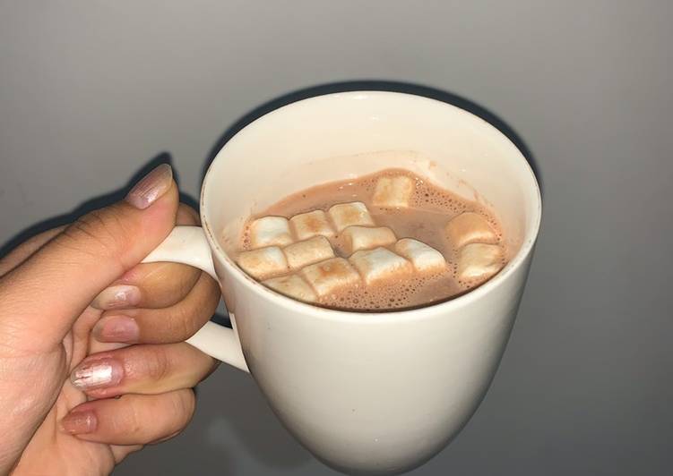 Langkah Mudah untuk Membuat Low calorie hot choco with marshmallow, Lezat Sekali