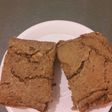 Pan de frijoles rojos, palta y semillas
