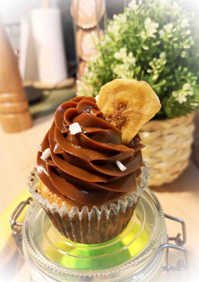 Una foto de Muffins banana split