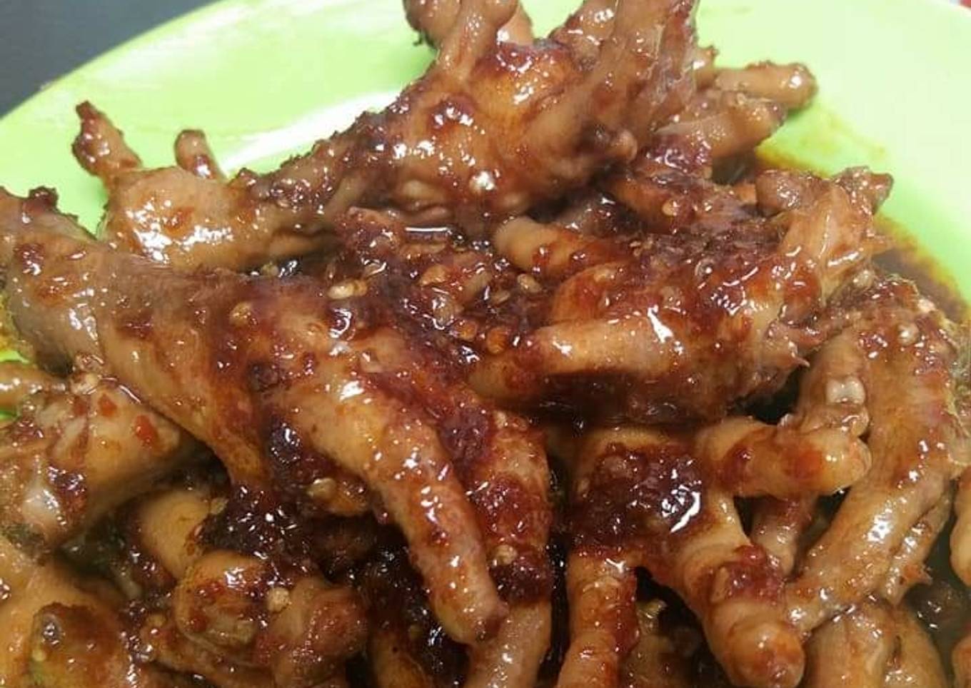 Ceker pedas manis