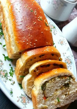 A picture of Spinach bread.