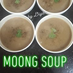 Moong soup A picture of Moong soup.