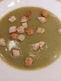 Crema de lechuga con calabacín y puerro