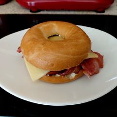 My Smoked Streaky Bacon Bagel With Cheese 🥰 A picture of My Smoked Streaky Bacon Bagel With Cheese 🥰.