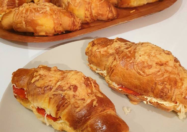 Sajtos kifli (croissant)