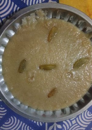 A picture of Wheat flour halwa.