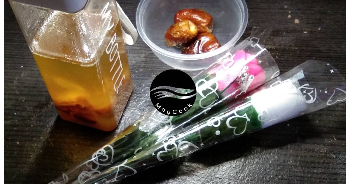 Resep Infused water kurma madu oleh MayCook Cookpad