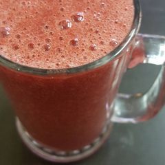 A picture of Tree tomato juice with honey as sweetener.