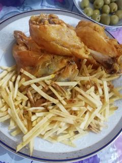 عکسی از دستور زرشک پلو با مرغ فاطمه پز