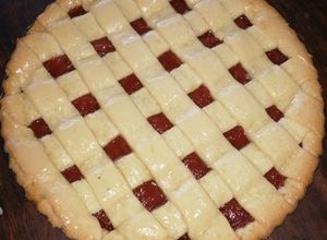 Una foto de Pastafrola con masa de aceite súper económica