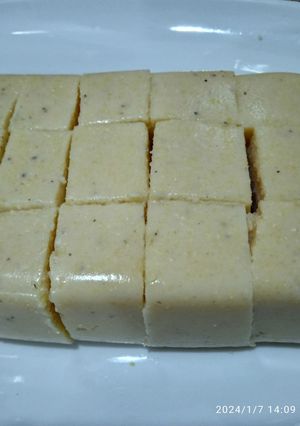 Une photo de Tofu vegan aux lentilles corail