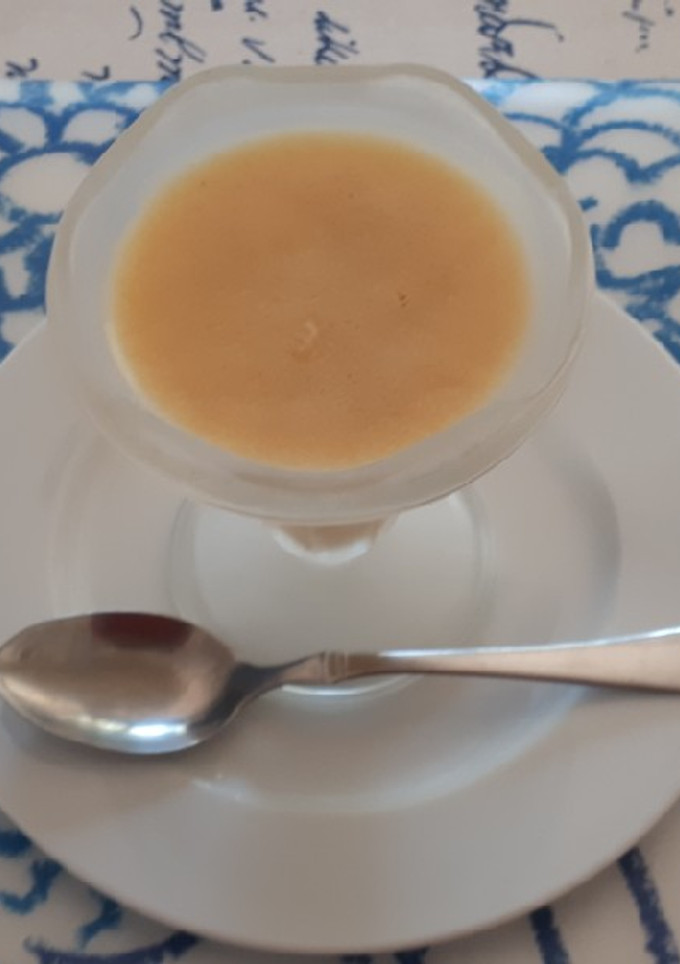 Una foto de 64. Helado de miel