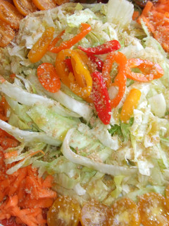 Una foto de Ensalada de colores