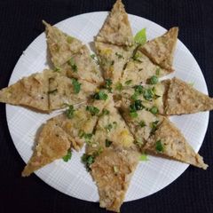 A picture of Leftover upma paratha.