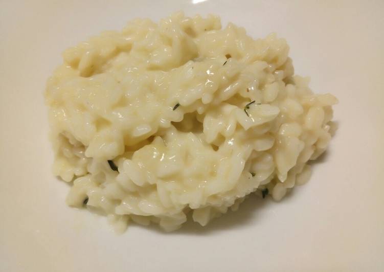 Taleggio cheese, pear and thyme risotto