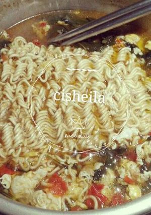 Foto resep Mie tektek kuah daun gingseng