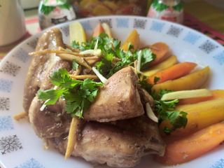 Ayam kukus halia