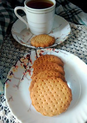 আটার বিস্কুট রেসিপির প্রধান ছবি