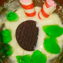A picture of Oreo custard trifle.